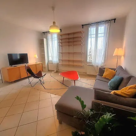 Daire Grand Appartement, 4 Au Coeur Du Mourillon